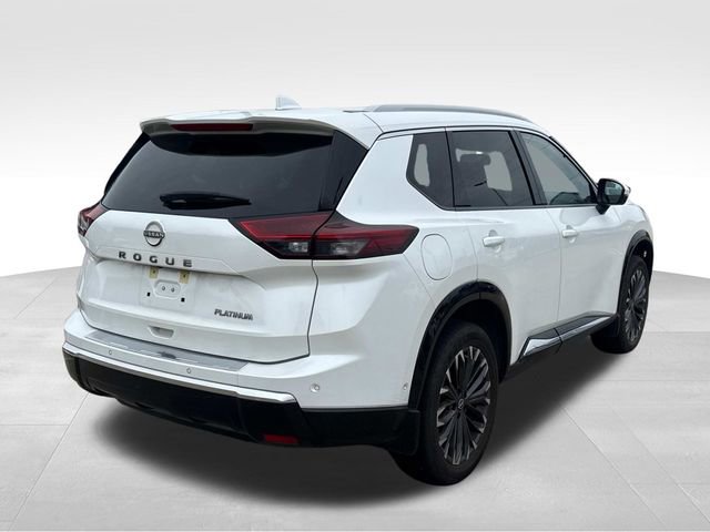 Used 2024 Nissan Rogue Platinum image 9