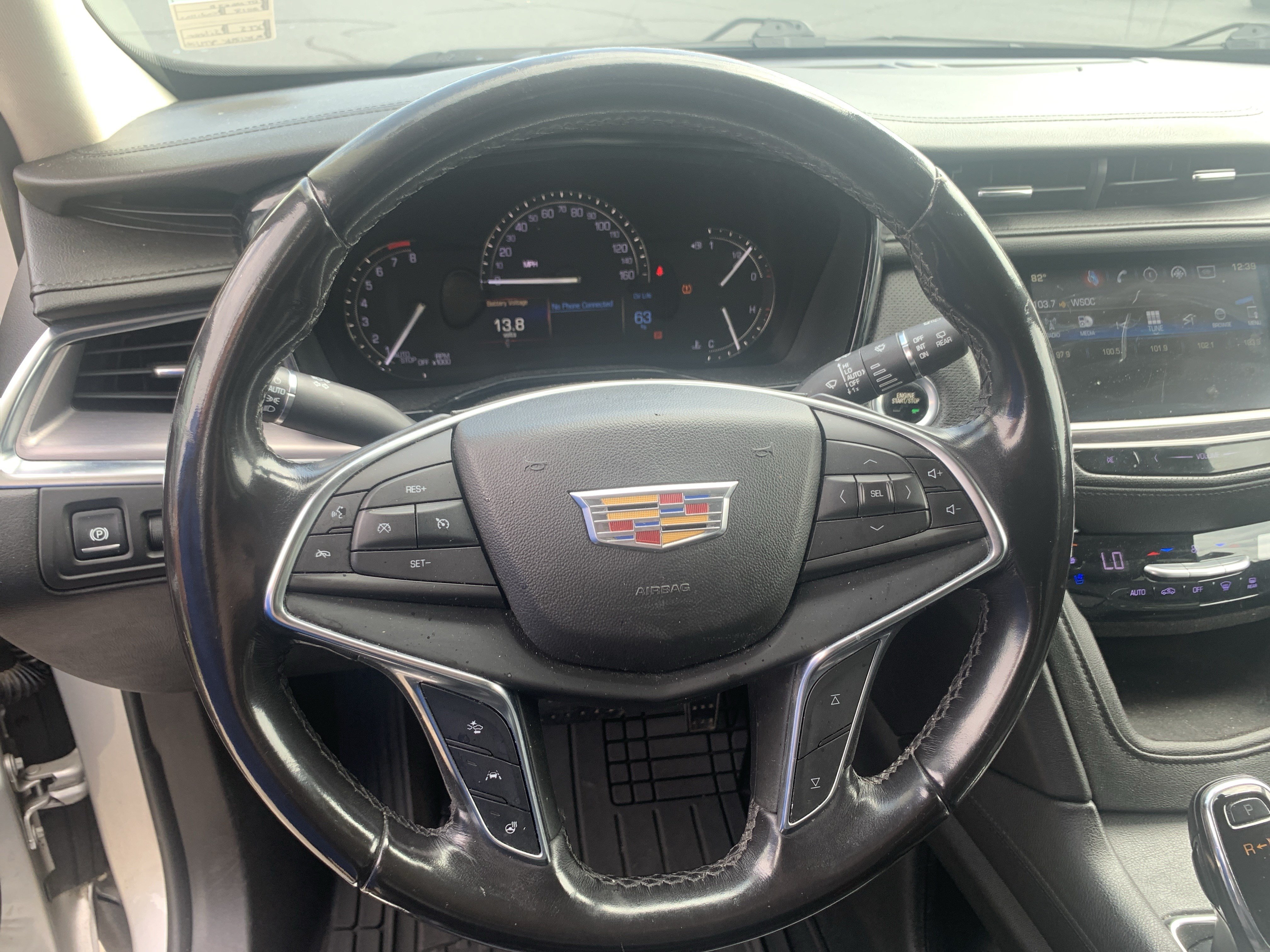Used 2018 Cadillac XT5 Premium Luxury FWD image 18