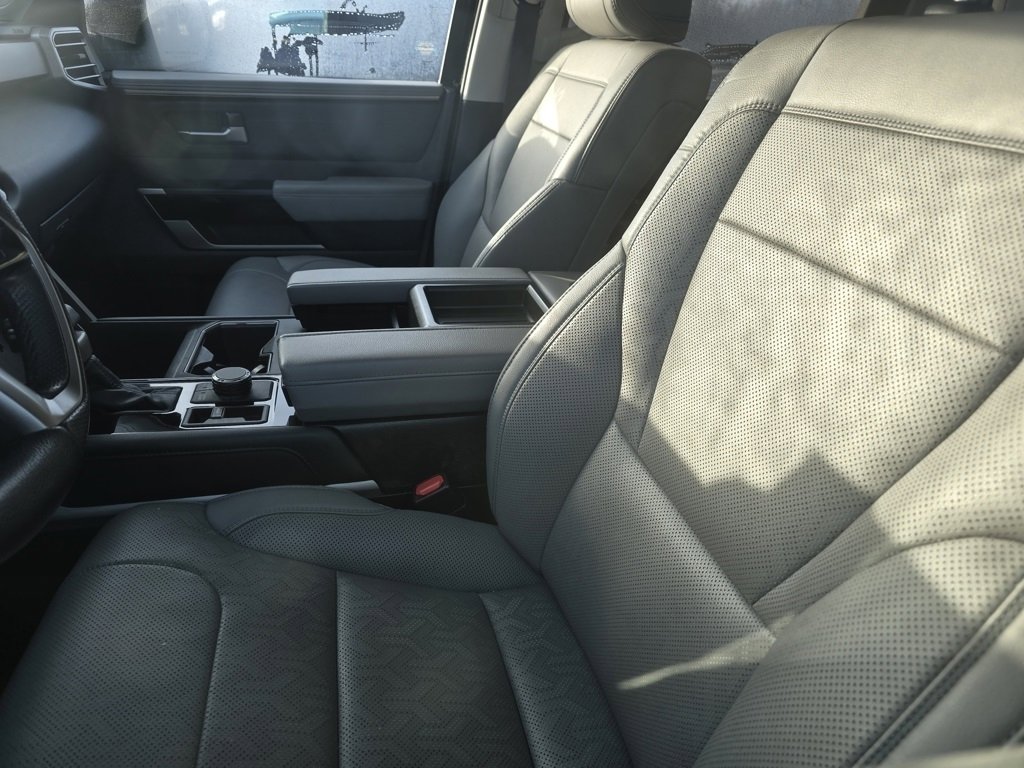 Used 2024 Toyota Tundra Limited image 20