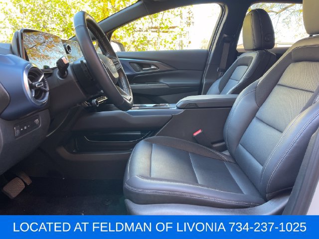 Certified 2024 Chevrolet Equinox EV LT AWD/4WD image 16