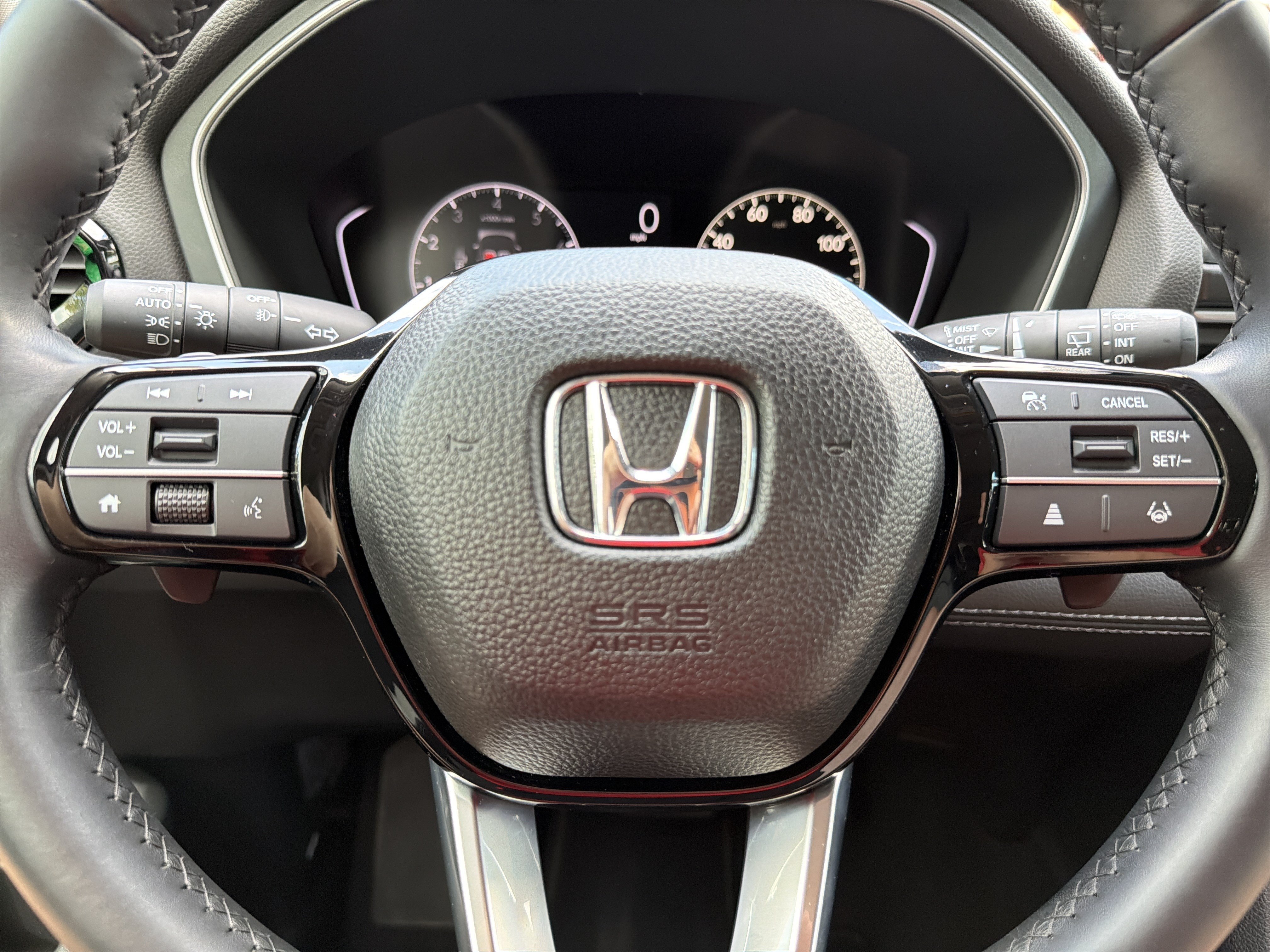 Used 2023 Honda Pilot Touring image 12