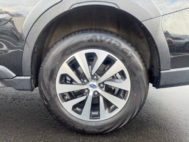 Certified 2025 Subaru Outback Premium image 25