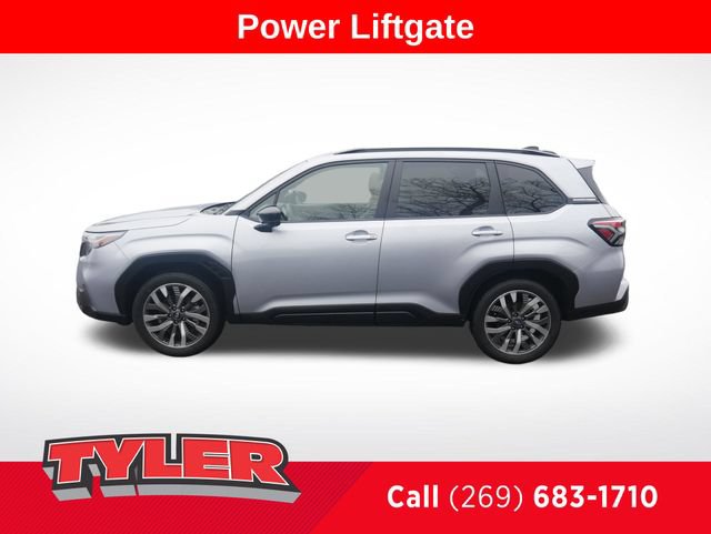 Used 2025 Subaru Forester Touring AWD/4WD image 4