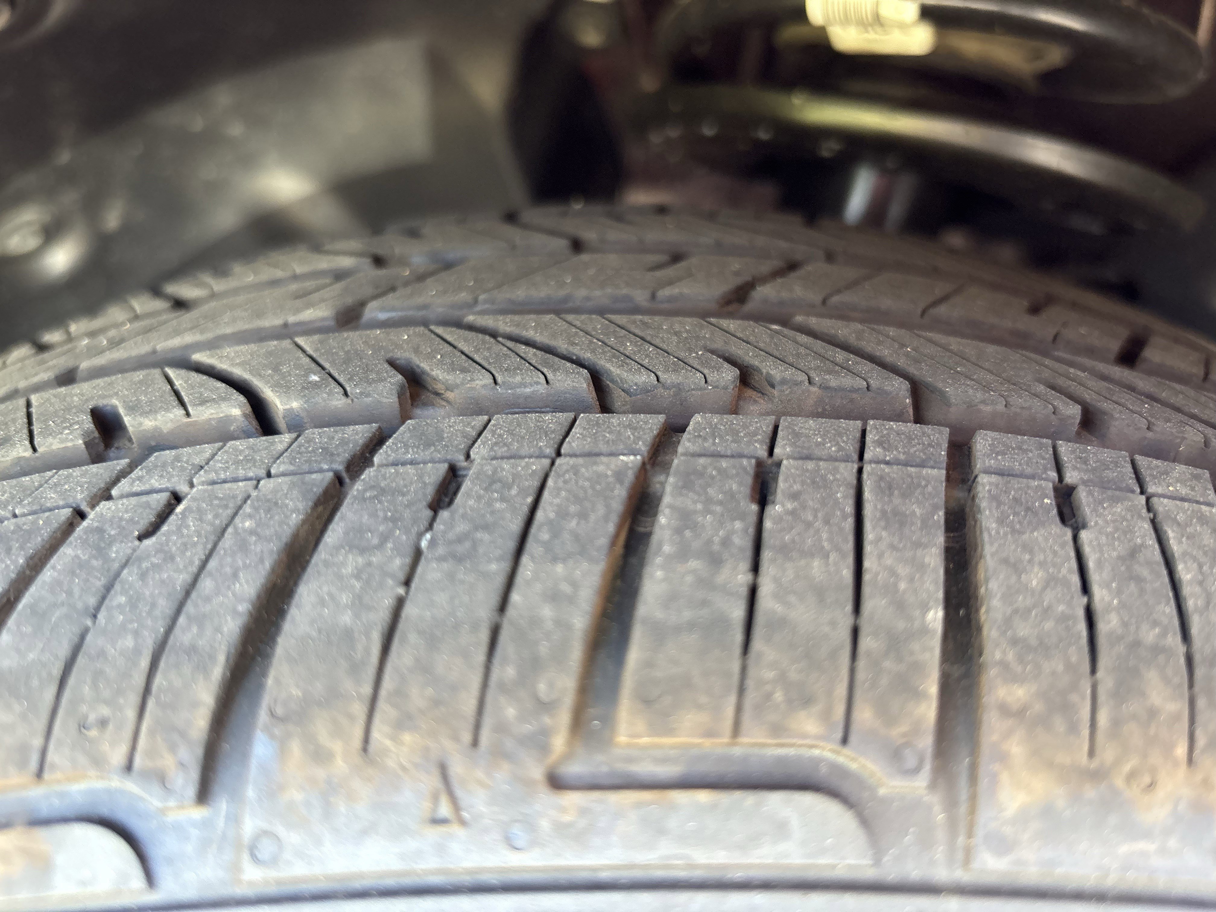 Certified 2024 BMW 330i xDrive Sedan w/ Premium Package AWD/4WD image 31
