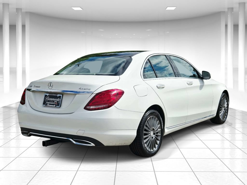 Used 2016 Mercedes-Benz C 300 4MATIC Sedan image 3