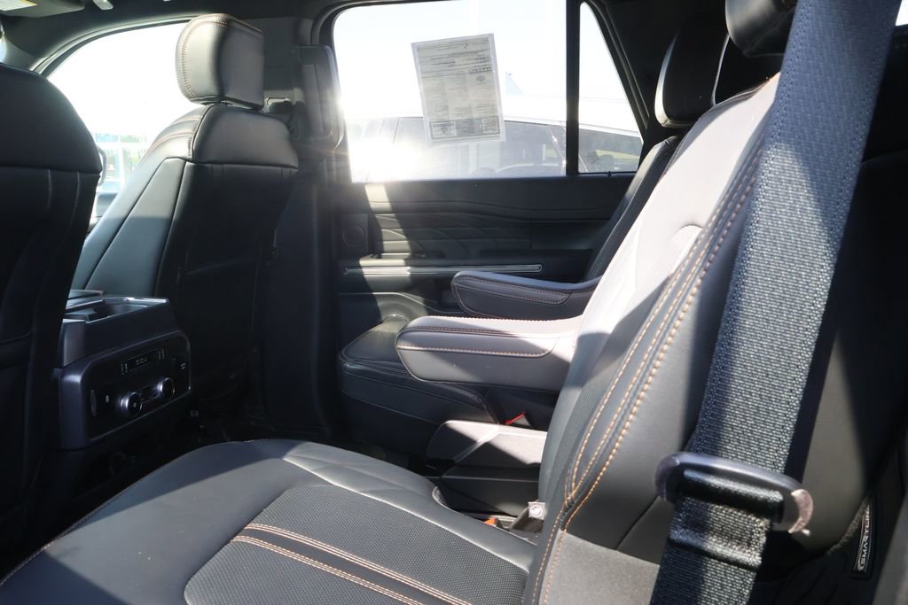 Used 2022 Ford Expedition Platinum AWD/4WD image 33