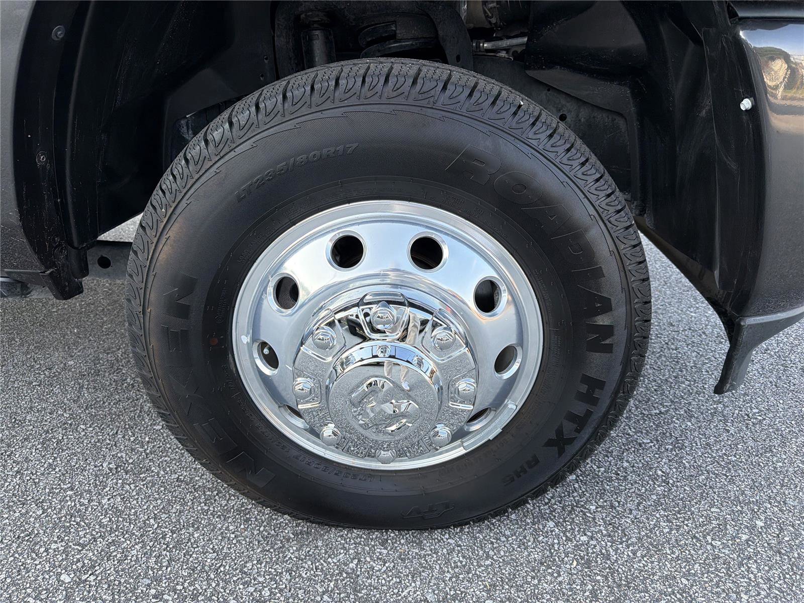 Used 2025 RAM 3500 Longhorn AWD/4WD image 12