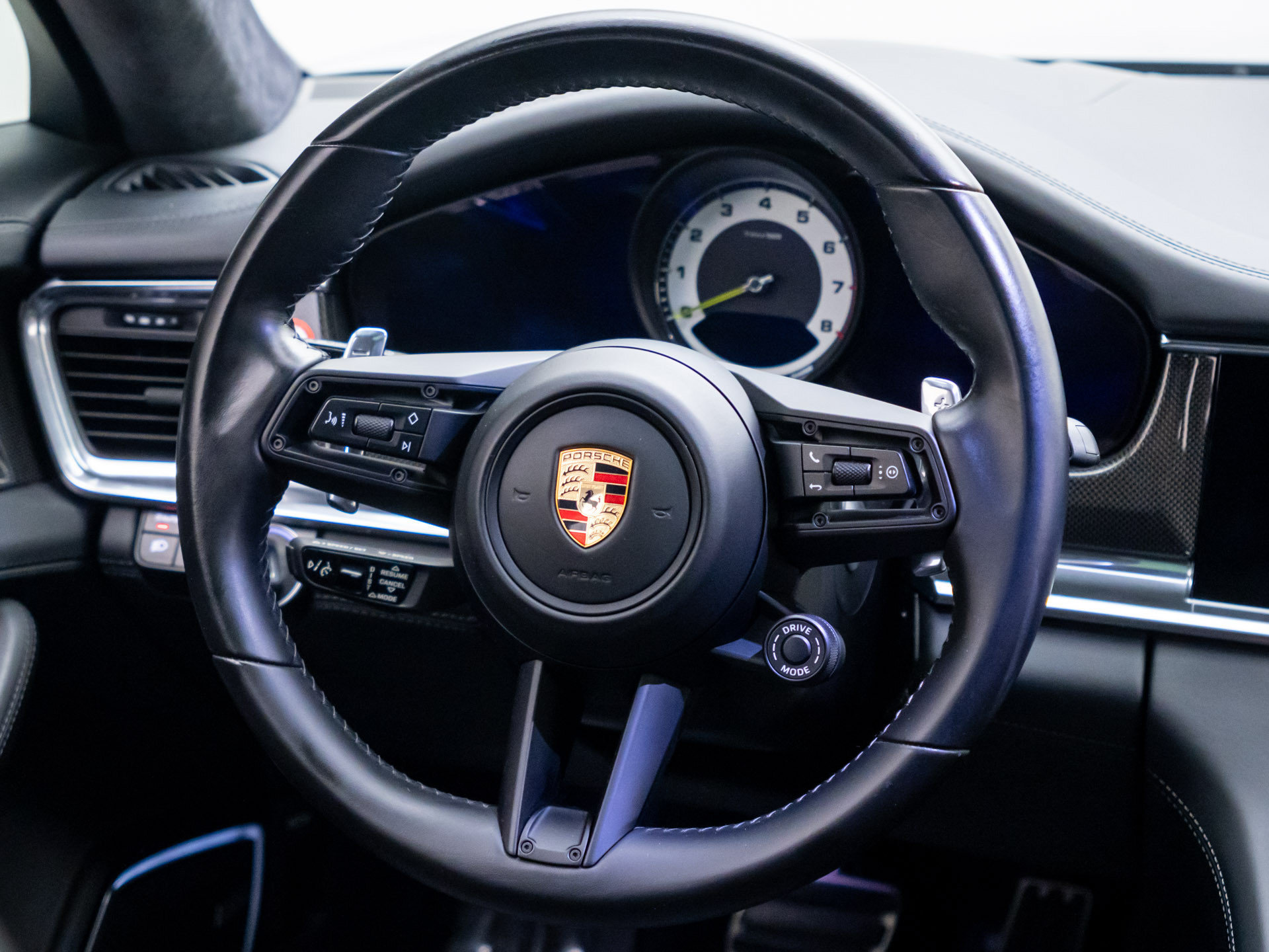 Used 2022 Porsche Panamera 4 AWD/4WD image 12