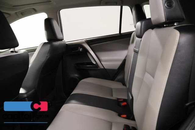 Used 2016 Toyota RAV4 Limited AWD/4WD image 34