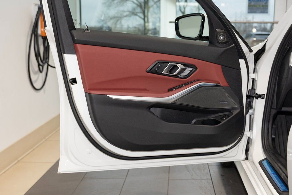 Used 2026 BMW 330i xDrive 330i xDrive w/ M Sport Package image 12