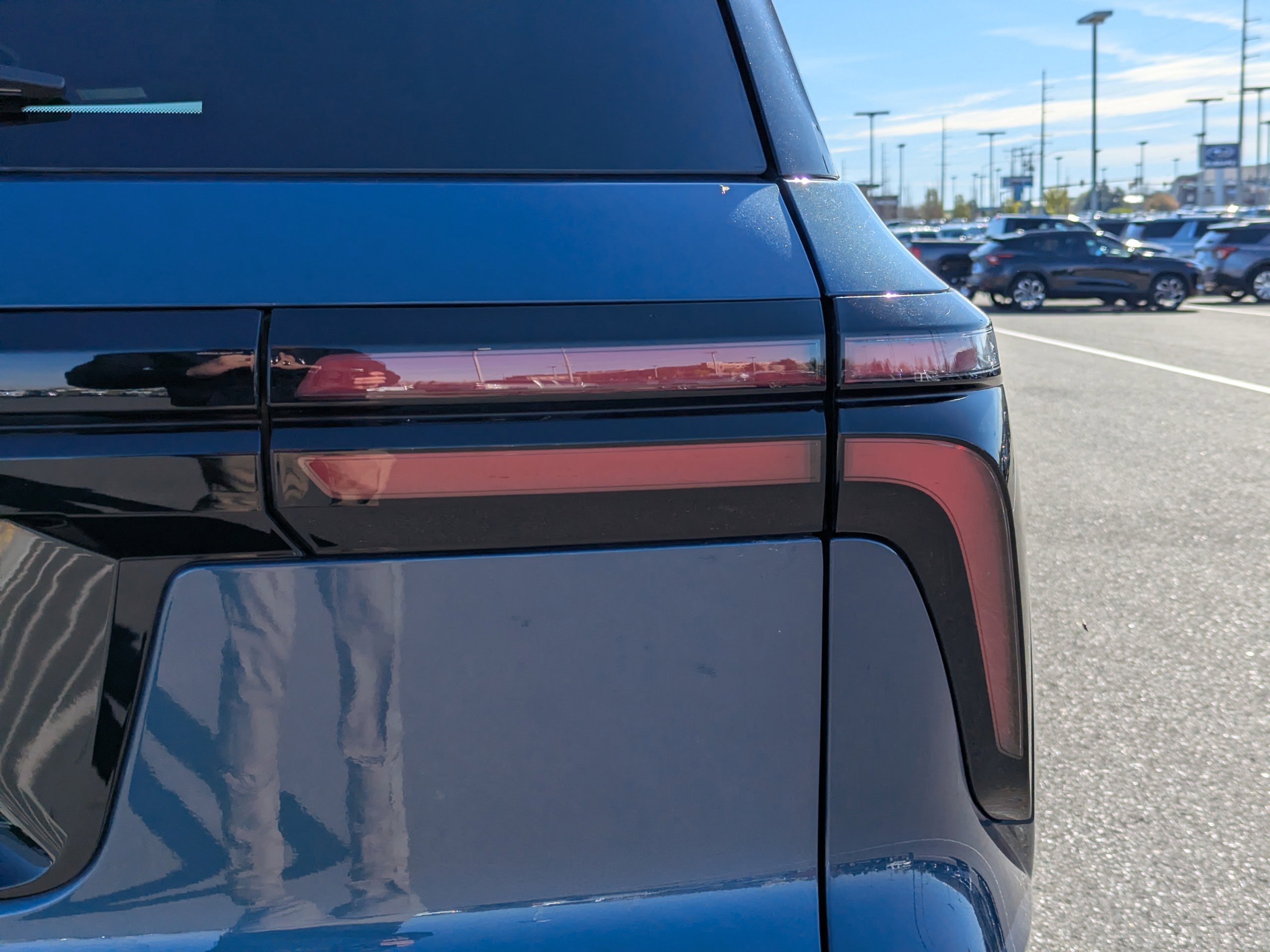 Certified 2025 Chevrolet Traverse LT AWD/4WD image 49