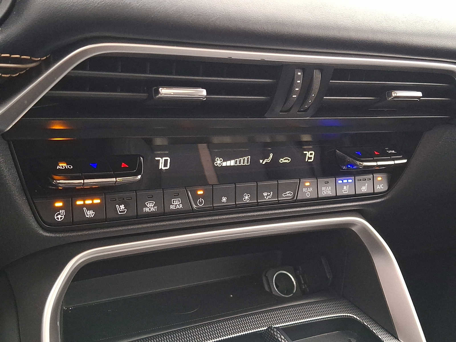 Certified 2025 MAZDA CX-90 Plug-In Hybrid w/ Premium Plus image 15