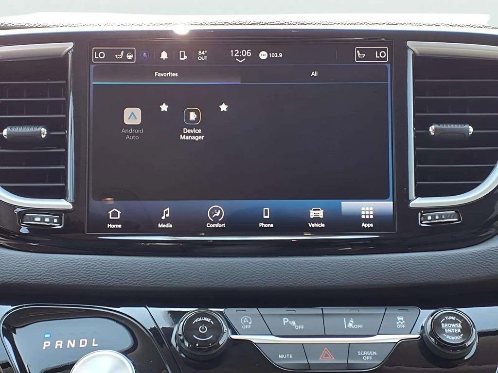 Used 2024 Chrysler Pacifica Touring-L image 13