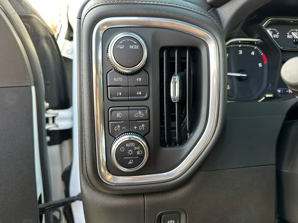 Used 2023 GMC Sierra 2500 SLT w/ SLT Premium Package image 32
