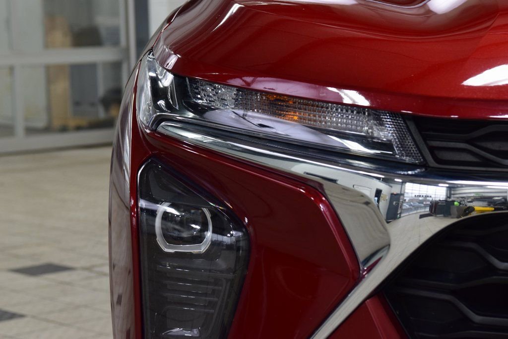 Certified 2024 Chevrolet Trax LS w/ Driver Confidence Package image 12