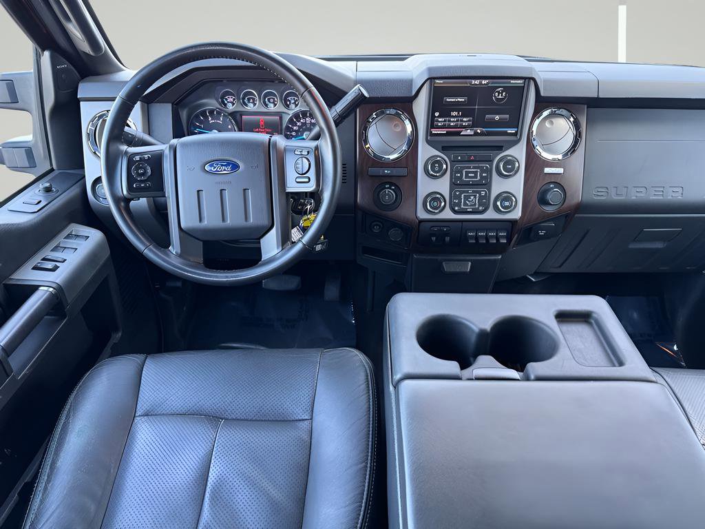 Used 2015 Ford F250 Lariat image 5