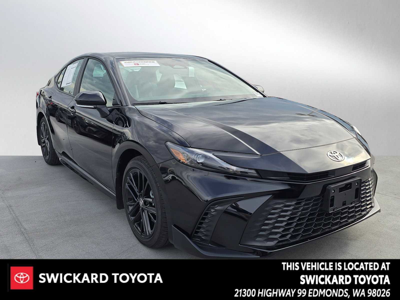 Certified 2025 Toyota Camry SE