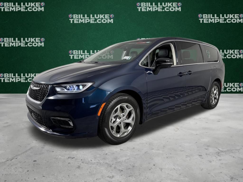 Used 2024 Chrysler Pacifica Limited image 4