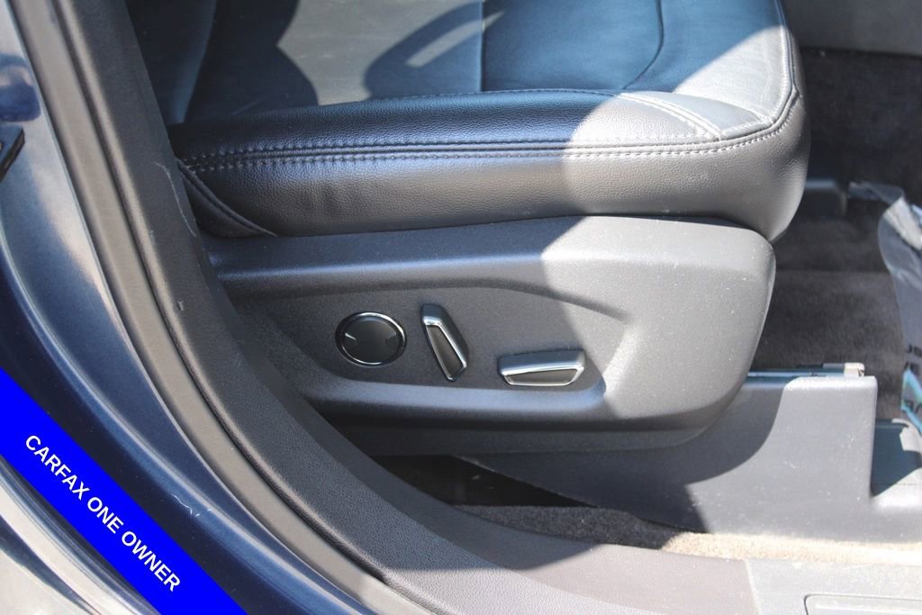 Used 2016 Ford Explorer XLT w/ Equipment Group 202A image 22