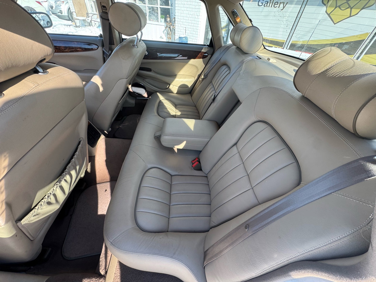 Used 2003 Jaguar XJ8 image 13