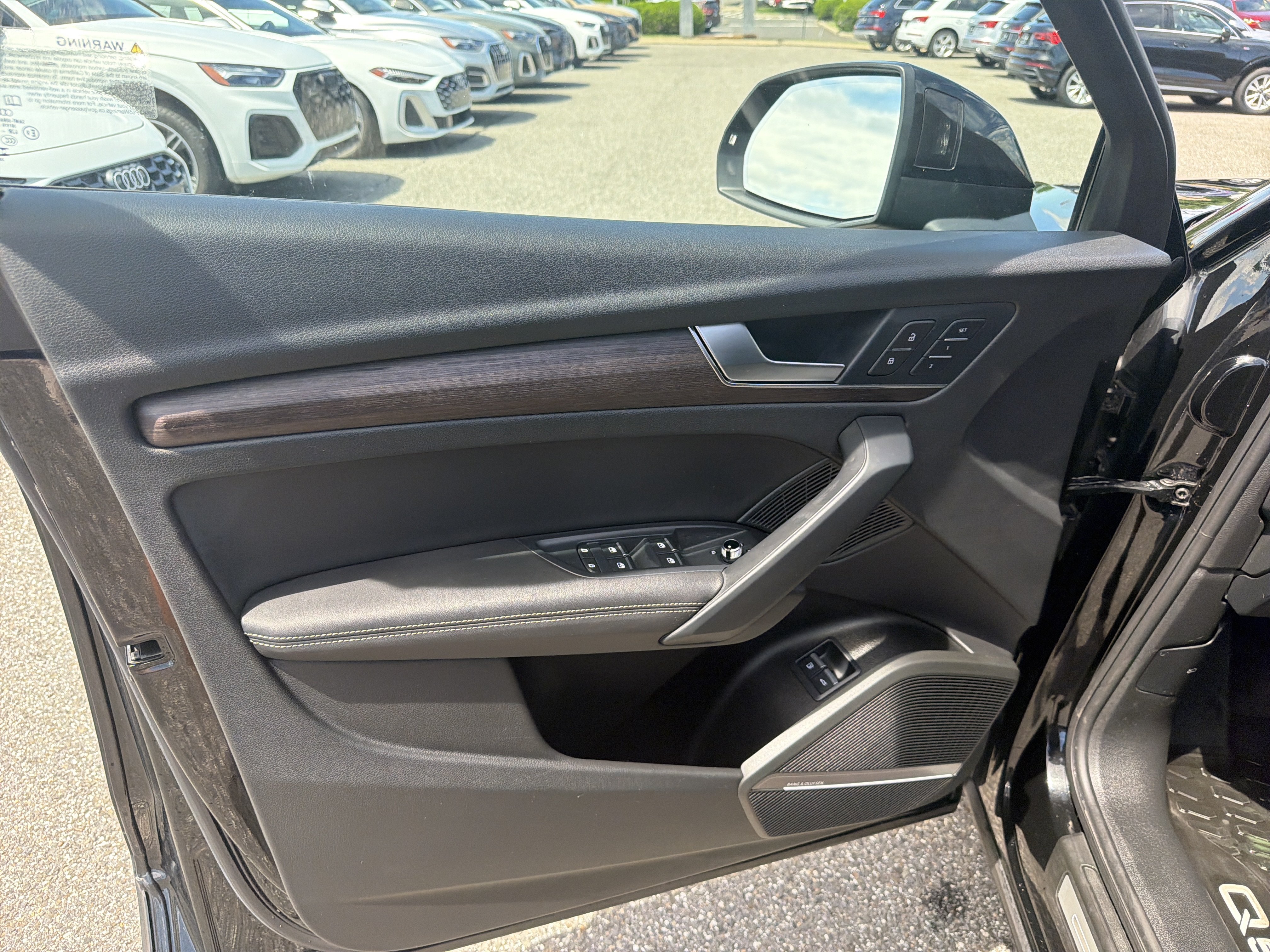 Certified 2024 Audi Q5 e Premium Plus AWD/4WD image 5