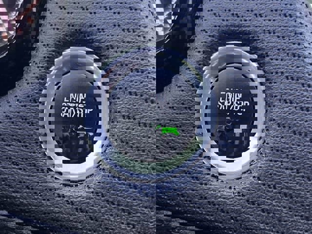 Used 2017 Cadillac XT5 Luxury w/ Driver Awareness Package image 21