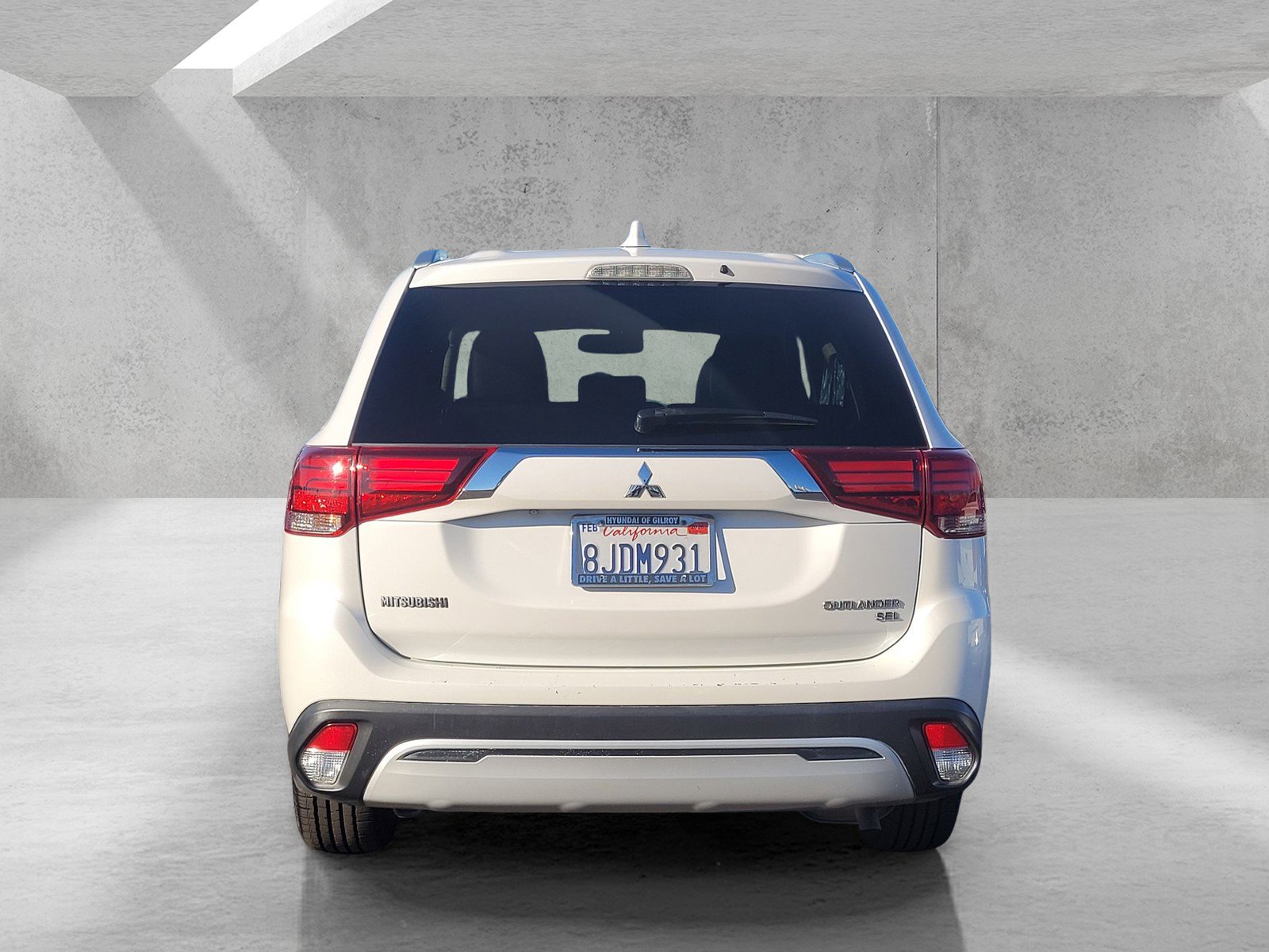 Used 2019 Mitsubishi Outlander SE image 5