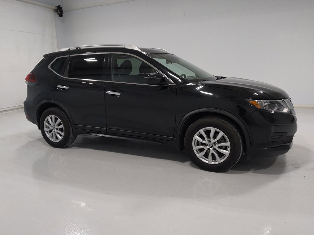 Used 2020 Nissan Rogue SV image 11