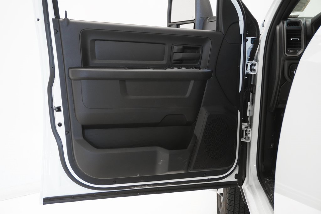 Used 2024 RAM 3500 Tradesman image 19