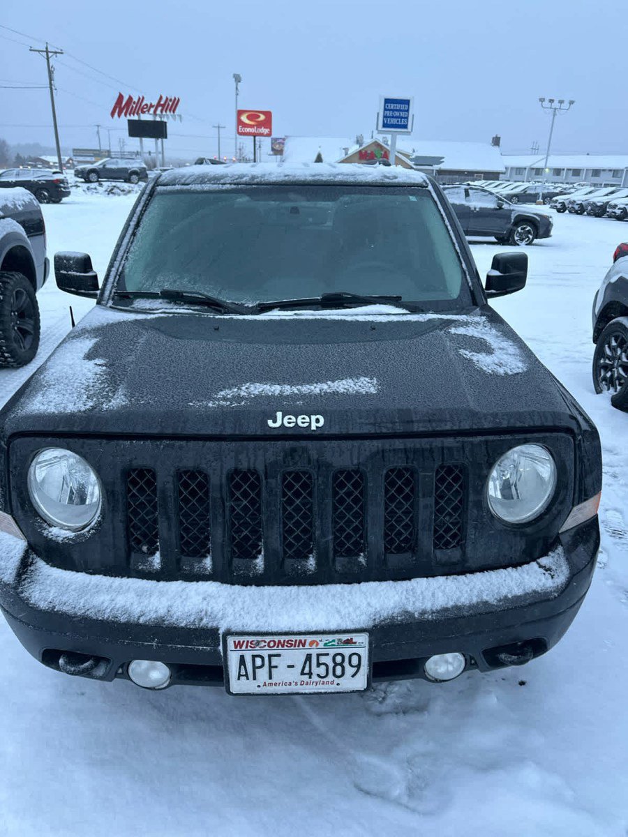 Used 2017 Jeep Patriot Sport image 5