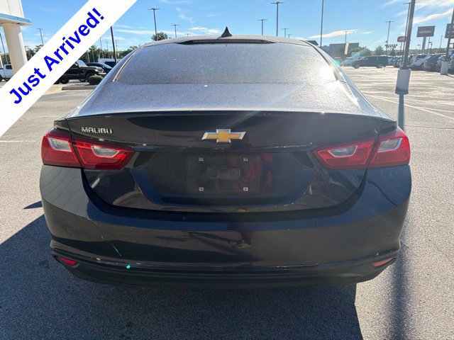 Used 2022 Chevrolet Malibu LS FWD image 4