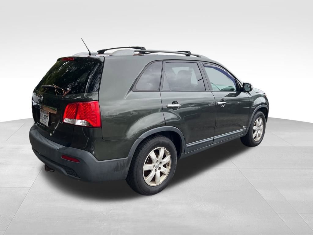 Used 2013 Kia Sorento LX w/ Convenience Pkg image 5
