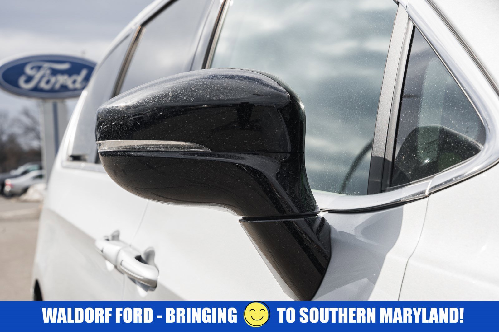 Used 2024 Chrysler Pacifica Touring-L image 16