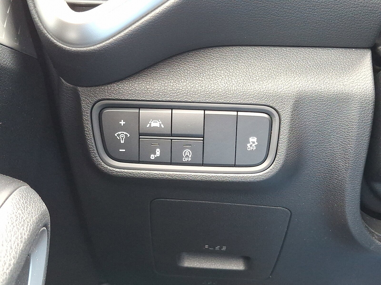 Used 2021 Kia Soul X-Line FWD image 24