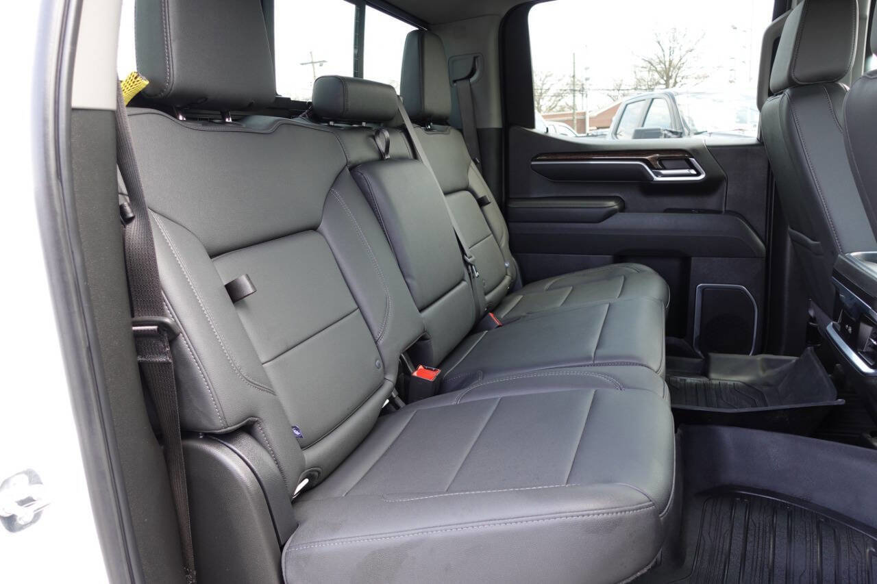 Used 2025 GMC Sierra 1500 Elevation w/ Elevation Premium Package AWD/4WD image 33