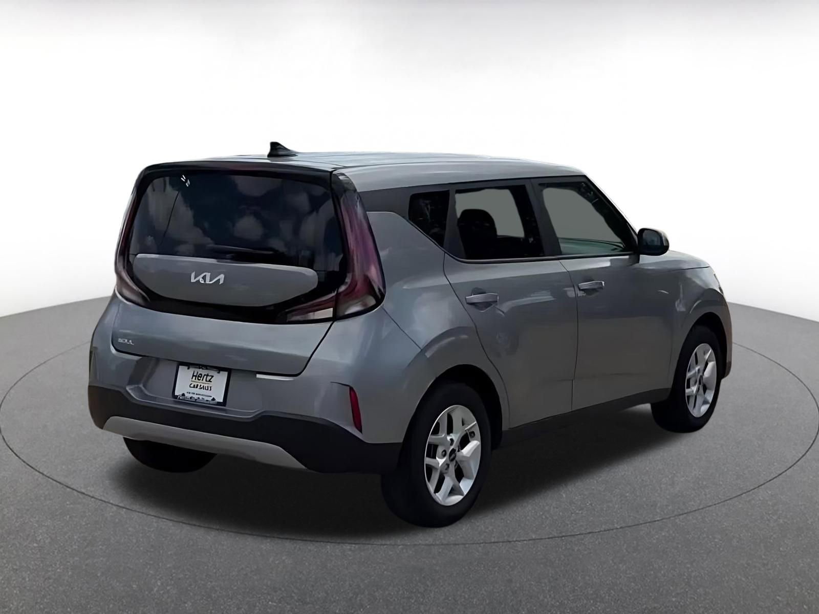 Used 2025 Kia Soul LX w/ LX Technology Package image 14