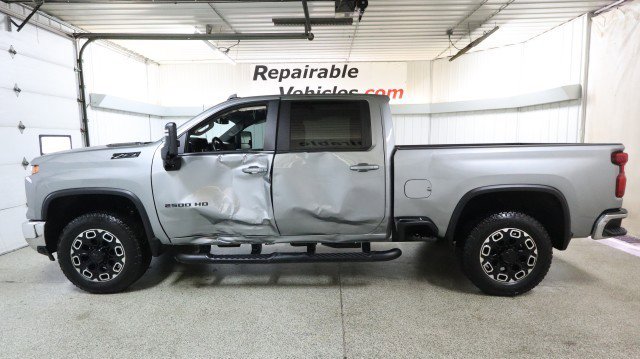 Used 2026 Chevrolet Silverado 2500 LT w/ All Star Edition AWD/4WD image 1