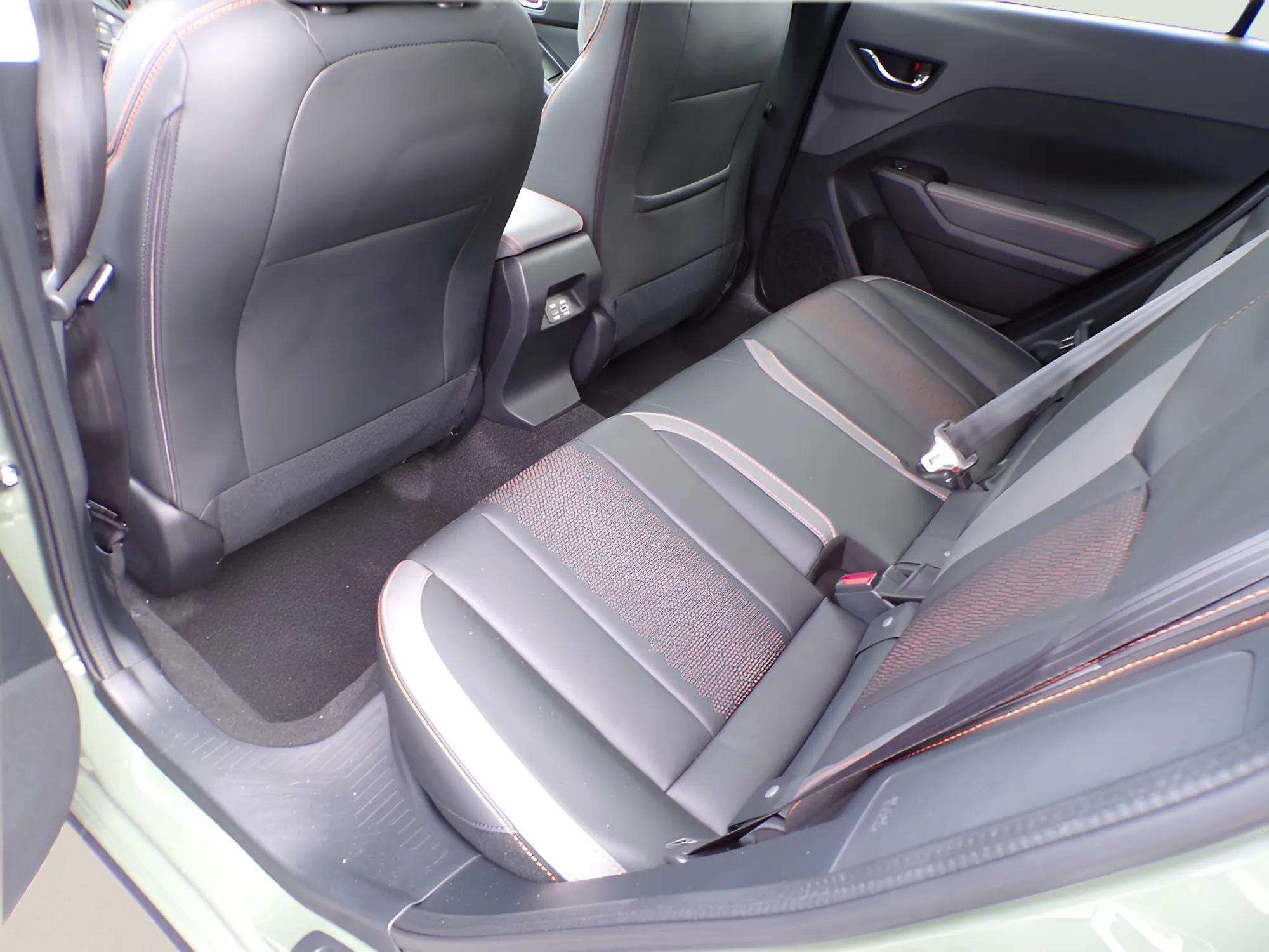 New 2026 Subaru Crosstrek 2.5i Limited AWD/4WD image 9