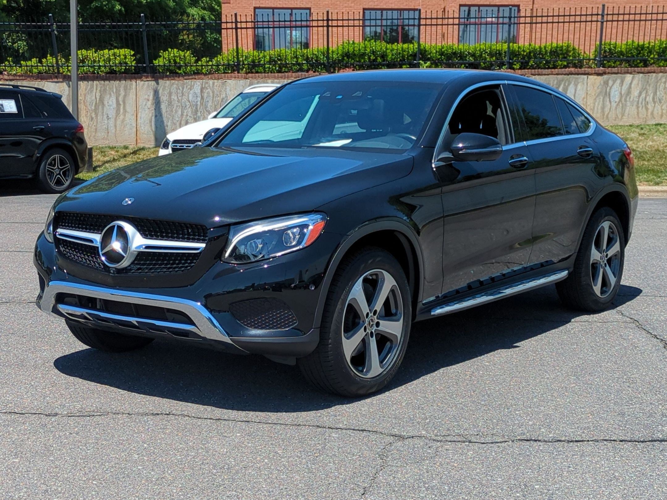 Used 2019 Mercedes-Benz GLC 300 4MATIC Coupe image 7