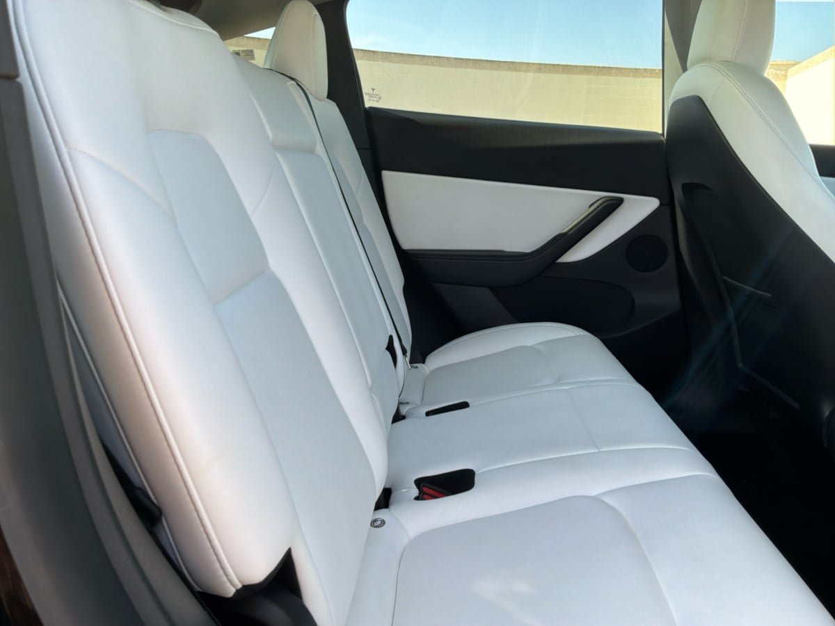 Used 2022 Tesla Model Y Long Range AWD/4WD image 20