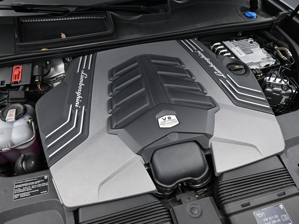 Used 2024 Lamborghini Urus Performante image 38