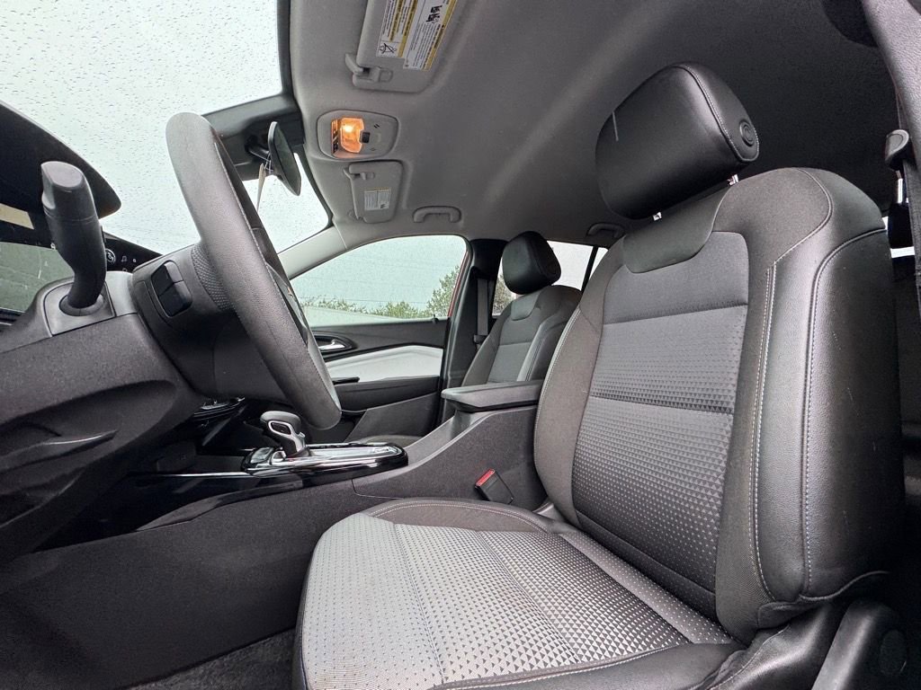 Used 2024 Chevrolet Trax LT image 14