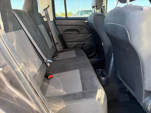 Used 2016 Jeep Patriot Sport FWD image 10