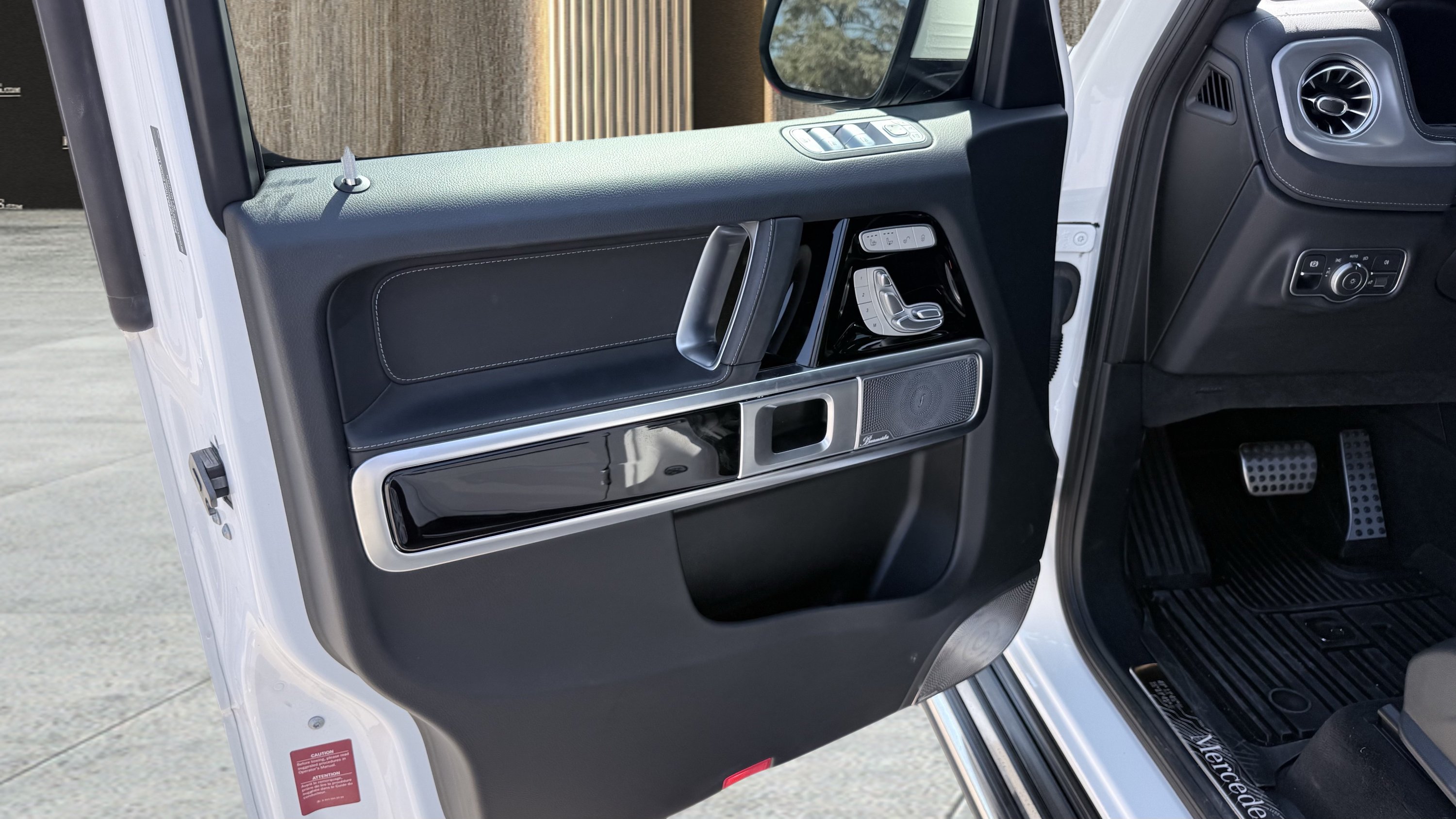 Used 2025 Mercedes-Benz G 550 image 23