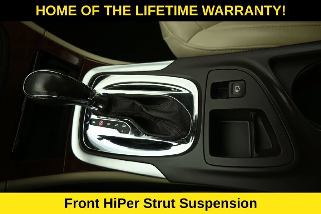 Used 2014 Buick Regal Premium w/ Driver Confidence Package #2 AWD/4WD image 28