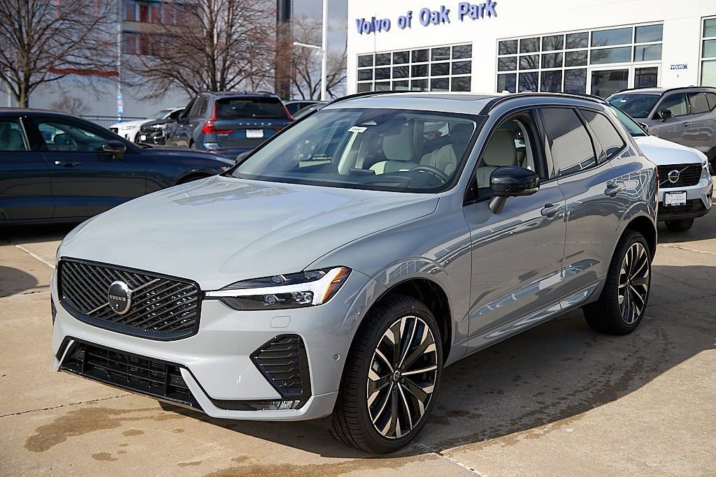 New 2026 Volvo XC60 B5 Ultra w/ Protection Package Premier image 6
