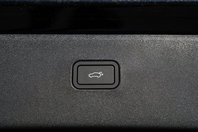 New 2026 Volvo EX30 Ultra w/ Protection Package image 10