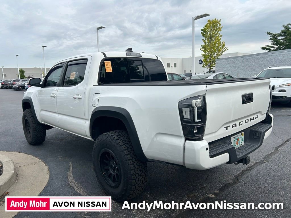 Used 2020 Toyota Tacoma TRD Off-Road w/ TRD Premium Off Road Package AWD/4WD image 3