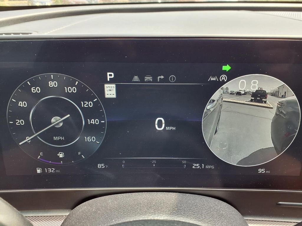 Used 2025 Kia Sportage SX image 17