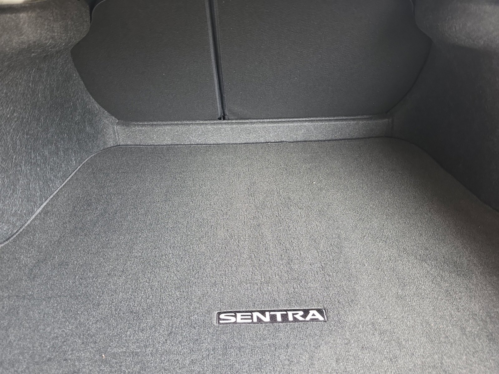 Used 2025 Nissan Sentra S FWD image 10